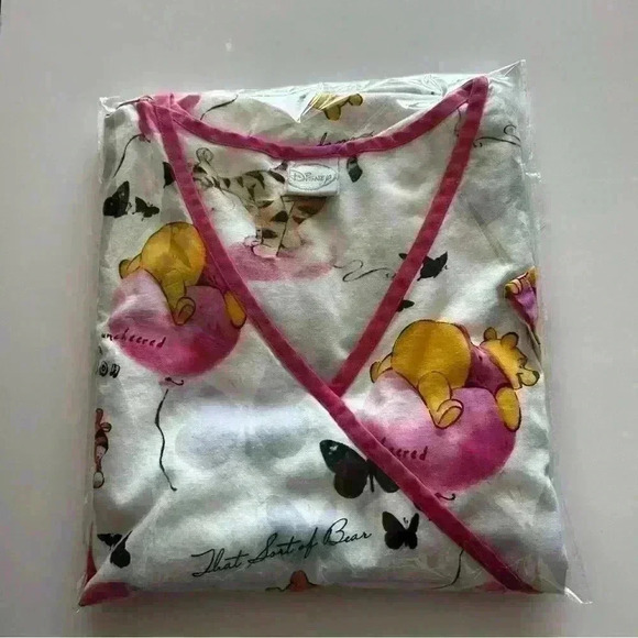 Adorable Winnie the Pooh, Eeyore  and Tigger Scrub Top Size XL 100% Cotton - Picture 3 of 8